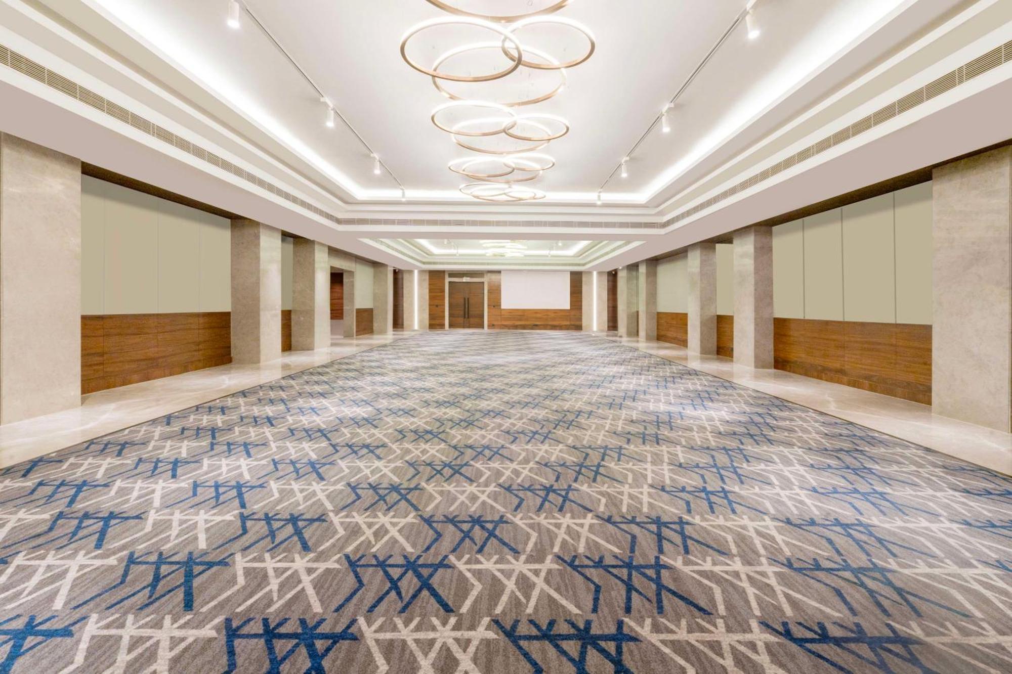 Radisson Hotel Vrindāvan 외부 사진