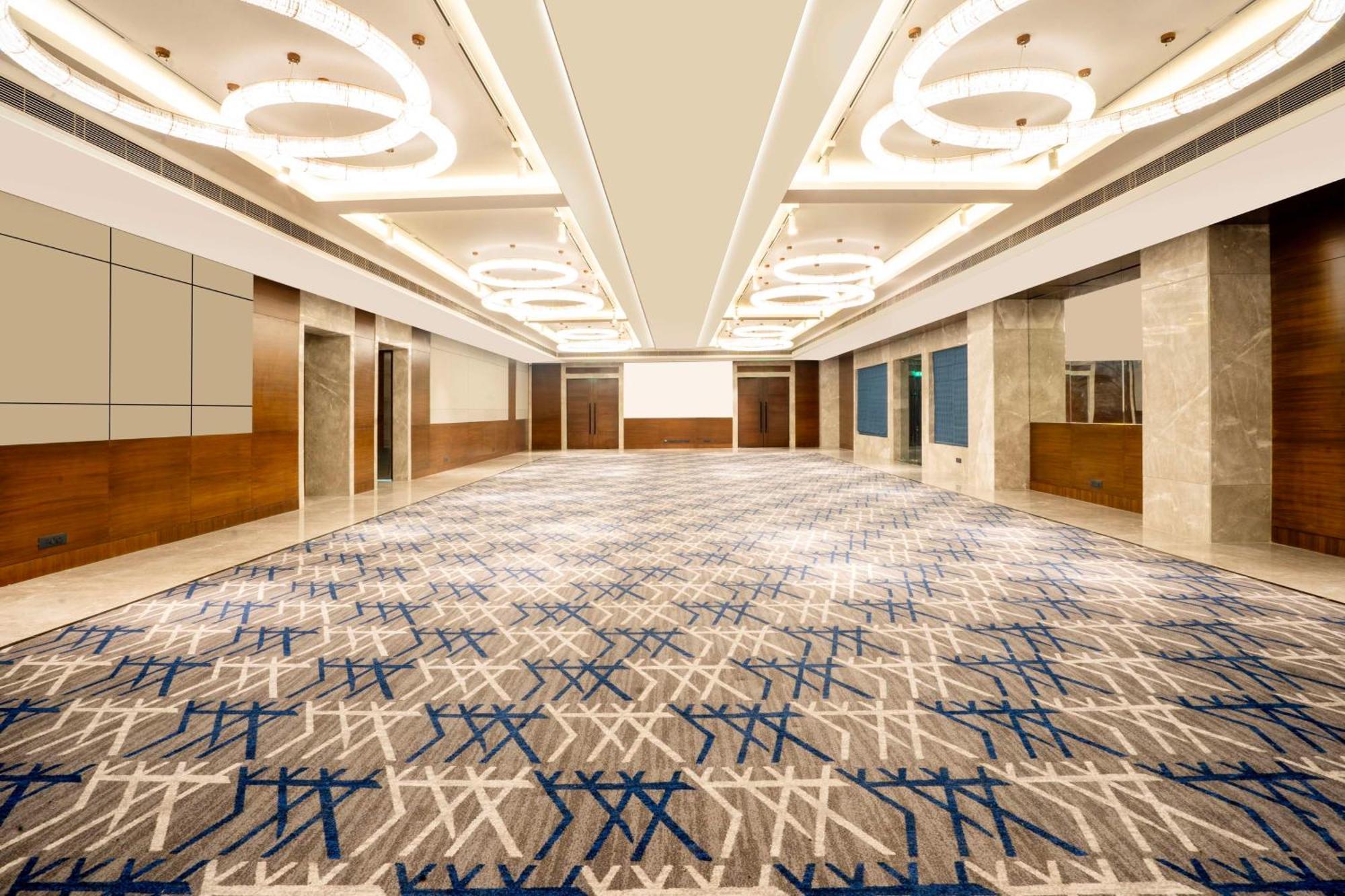 Radisson Hotel Vrindāvan 외부 사진