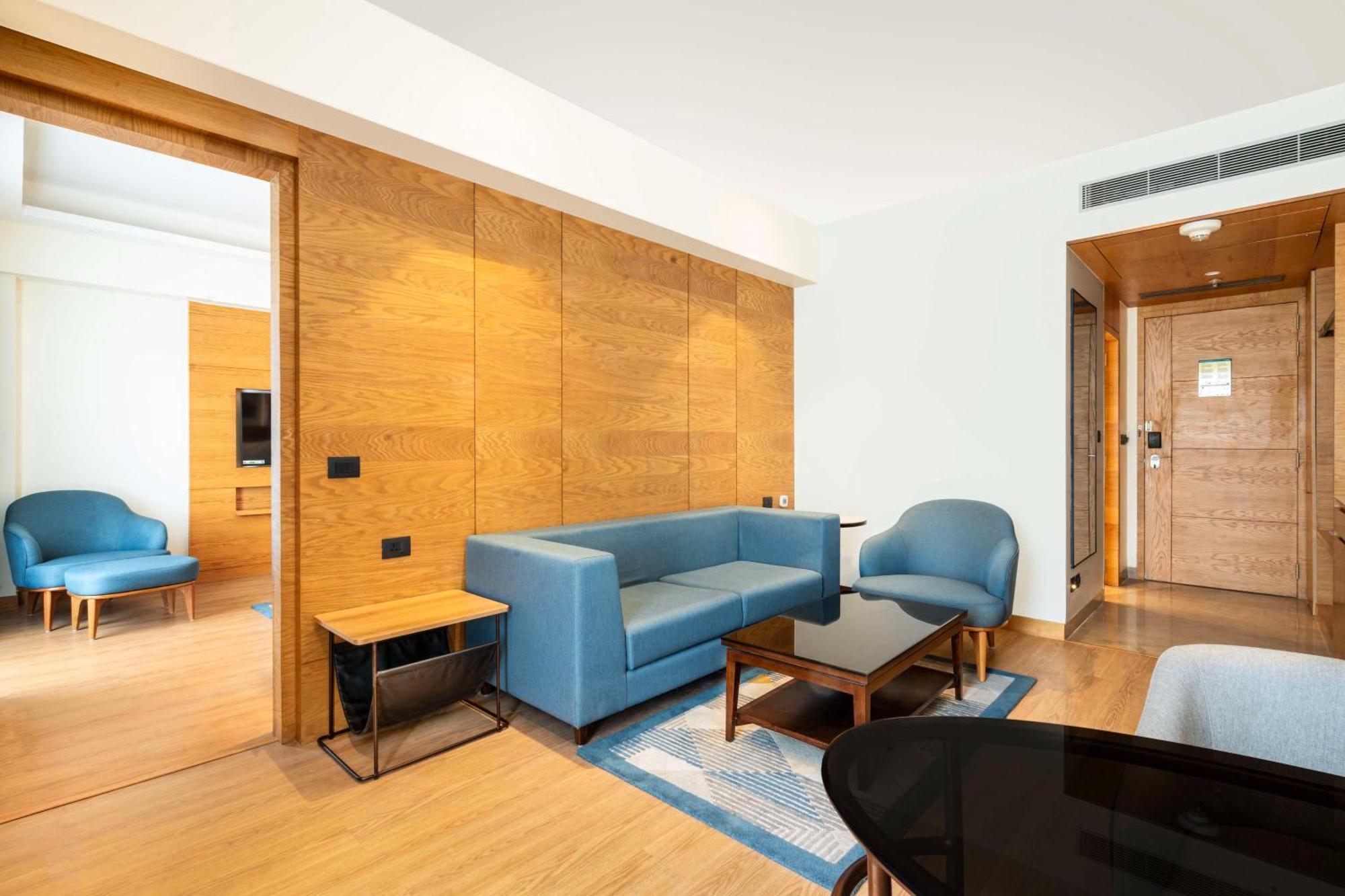 Radisson Hotel Vrindāvan 외부 사진
