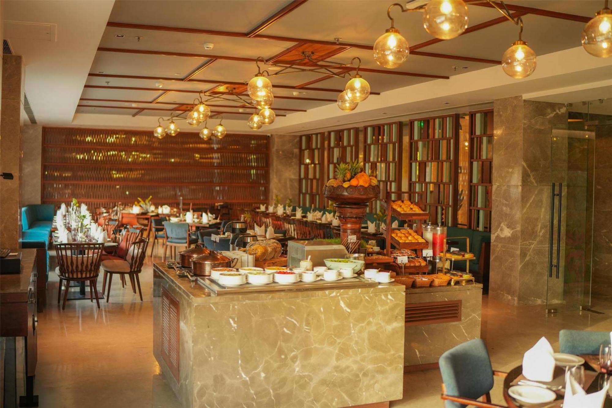 Radisson Hotel Vrindāvan 외부 사진