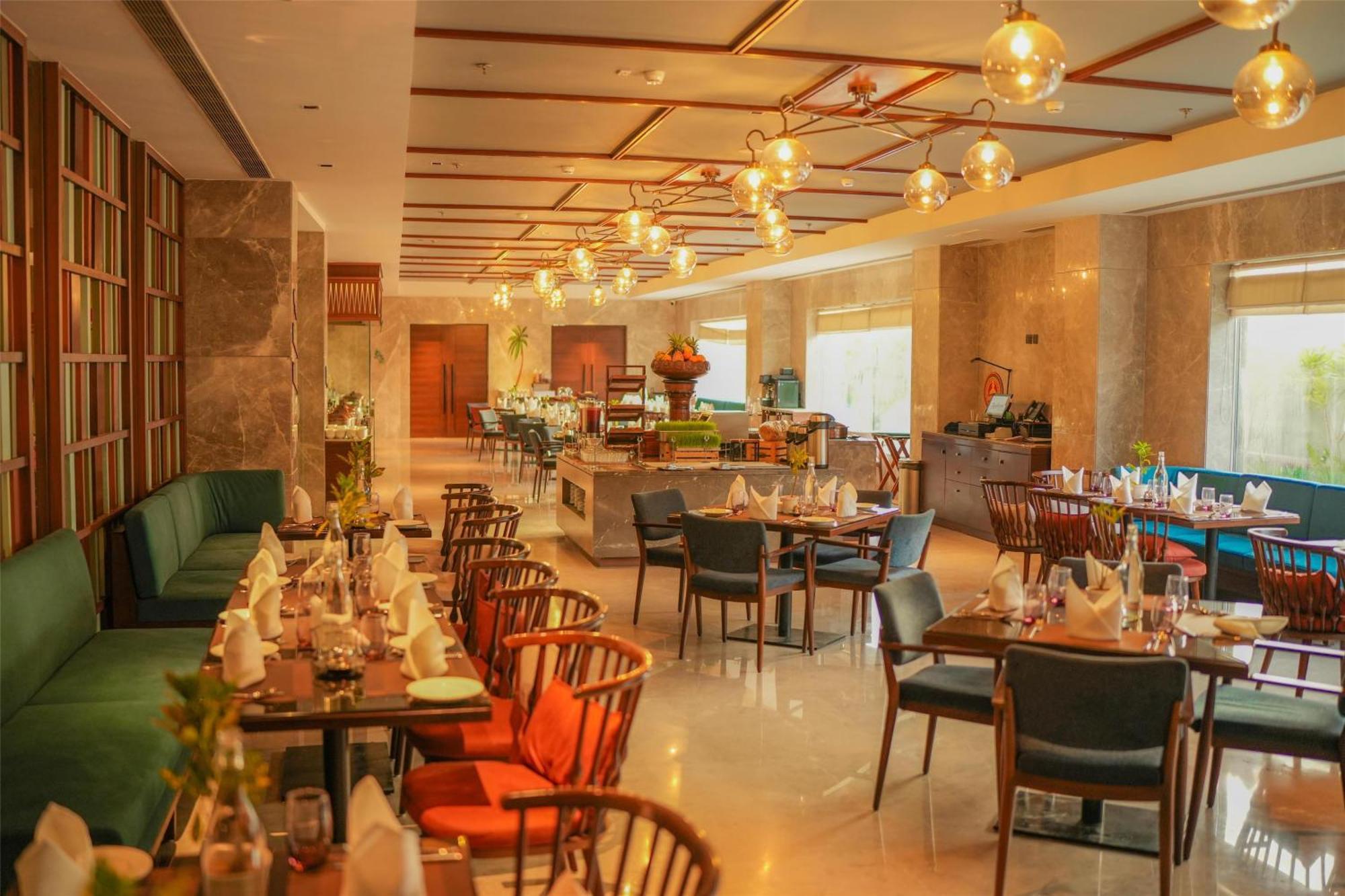 Radisson Hotel Vrindāvan 외부 사진